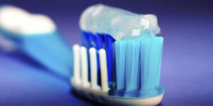 Come spazzolare i denti